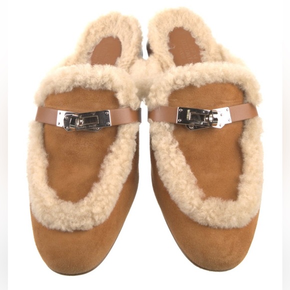 Hermès Cream Suede Shearling Slippers - Picture 3 of 13